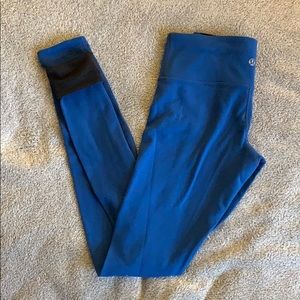 Lululemon Wunder Under Size 4